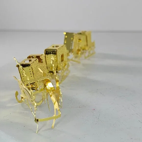 Oriental Trading Company Reindeer Noel Sleigh Gold Candle Holder - Picture 5 of 8